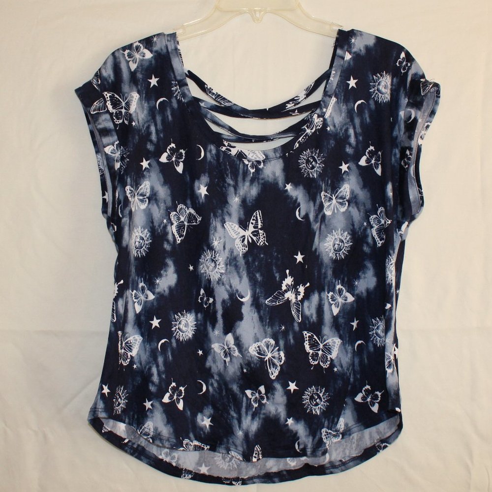 ***LAST CHANCE*** FREE W/PURCHASE Blue/Gray Tie Dye style shirt